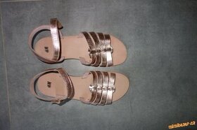 sandále,pantofle č. 38 -  kožené,nové HM - 1
