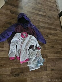 Daruji oblečení pro holčičku velikost 110 až 116