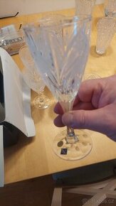 Křišťálové sklenice na vino - 1