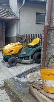 Zahradní traktor