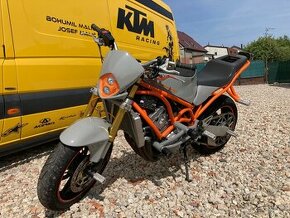 Prodam STUNTOVOU motorku Honda CBR 600