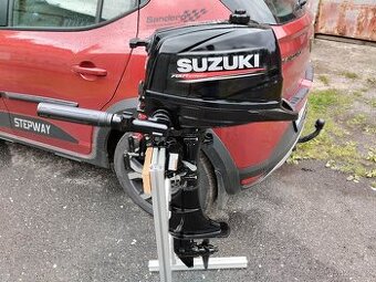 Lodní motor Suzuki 4Ps 4takt - 1A top stav