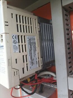 Frekvenční měnič 400v4Kw - 1