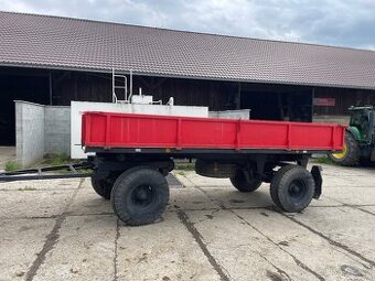 Vlečka za traktor 8 t