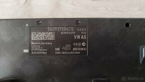 Prodám komfortní jednotka 5Q0937084CQ - 1