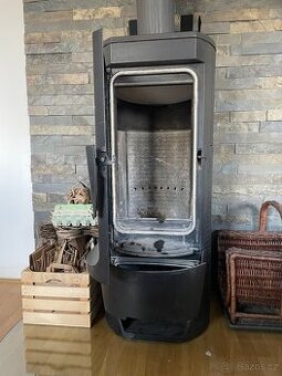 Prodám krbová kamna Plamen Nora 13 kw