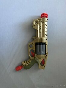 NERF Huntsman + náboje zdarma