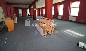 Pronajmu sklady/garáže/kanceláře v Aši
