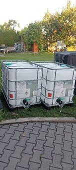 Nádrže na vodu - 600 litrů - IBC