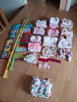 Sada oblečení na holčičku 0-6 měs.celkem cca 100 ks obleceni