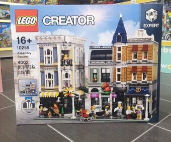 Lego Creator Expert 10255 Shromáždění na náměstí
