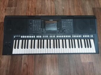 Prodám keyboard Yamaha psr - S750 - 1