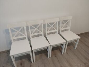 4x Kuchyňská židle ve vynikajícím stavu.