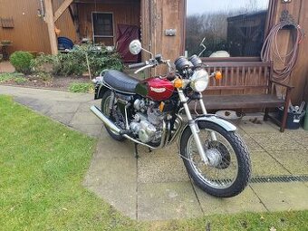Triumph Trident T160