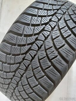 ❄️225/40 R18 Kumho Zimní pneumatiky❄️