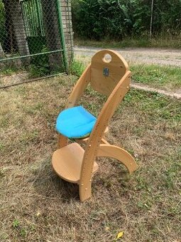 rostoucí židle - dřevěná - asmrk