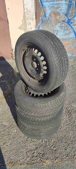 Kola Ford 215/60 R16 Celoroční