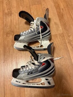 Brusle Bauer Vapor XII - EUR 42