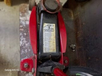 Zvedák 3t