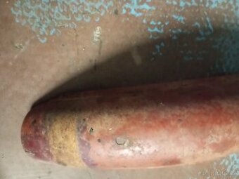 Blatník na nějakou jawu (asi)nevím z čeho to je