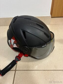 dětská lyžařská helma