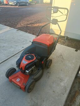 2,4kW Sekačka HUSQVARNA LC 48 s vlastním pohonem