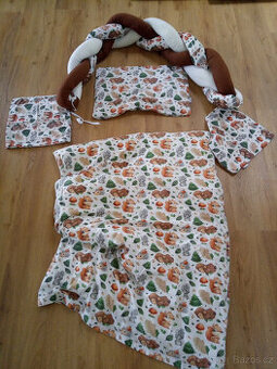 Dětská výbava do postýlky: peřinka, polštářky, mantinel, pov