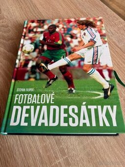 Kniha Fotbalové devadesátky