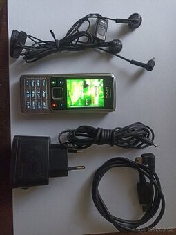 Zachovalá plně funkční Nokia 6300