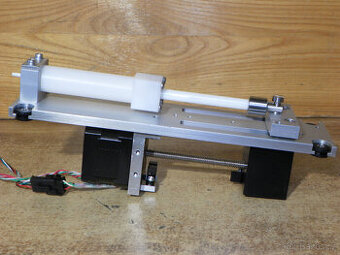 Injekční pumpa, lineární dávkovač kapaliny 2,4 ml HAYDON