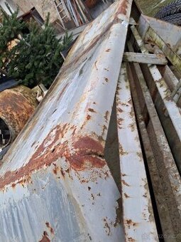 Praga V3S fekál,  zadní blatníky