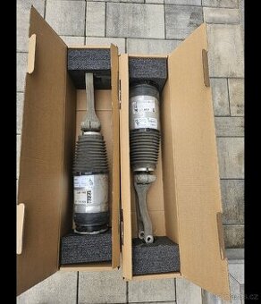 Vzduchový podvozek Tesla model S,  přední tlumiče