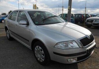 Škoda Octavia 1,6 i 75 kW DIGIKLIMA Serviska benzín