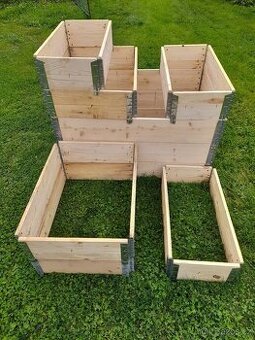 Vyvýšené záhony stavebnicové, paletové ohrádky