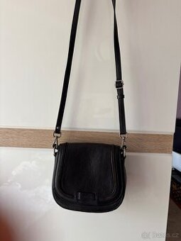 Černá kabelka kožená