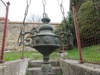 VĚČNÉ SVĚTLO