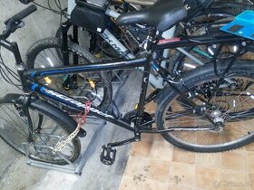 Levně trekingové kolo zánovní+helma+rezervní plášť