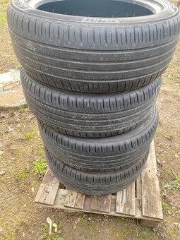 Letní pneu 215/50/R18 Falken