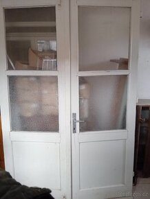 dveře dvoukřídlé 150x220 + kovový rám