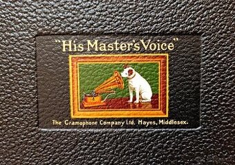 Starožitný gramofon na kliku His Master’s Voice, rok 1930