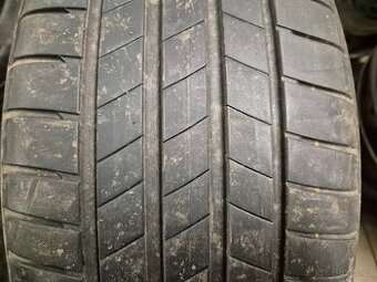 225/45 R18 BRIDGESTONE (5,5mm) č.16111/b8