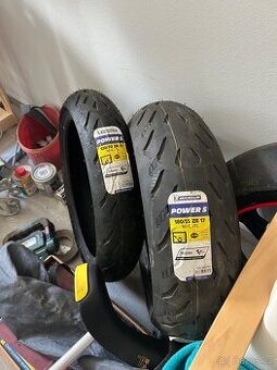 Michelin Power 5 120/70, 180/55