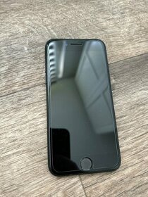 iPhone 7 černý - 1