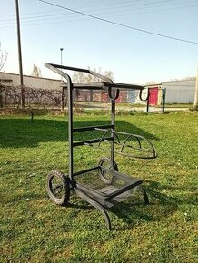 Stájový vozík