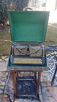 Tahaci Harmonika KEBRDLE