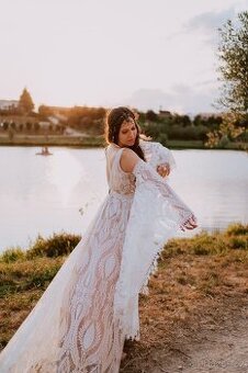 Jedinečné boho svatební šaty