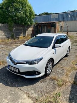 Toyota auris 1.8/73kw kombi, 115.000km