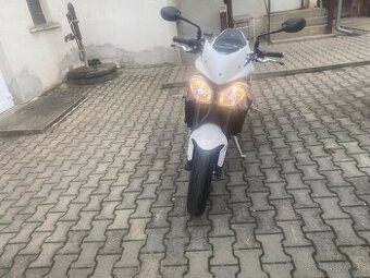 Triumph Street Triple 675 R - 1