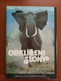 Iain Douglas-Hamilton: Obklíčeni slony