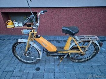 Babetta 228, první neodpružená BABETA, 19" kola, žlutá